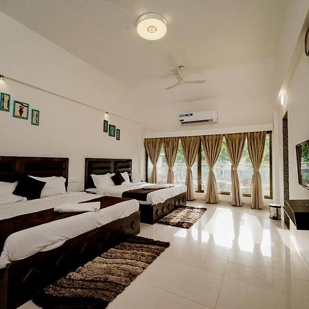 The Retreat-Glasshouse Bungalow Igatpuri Exterior foto